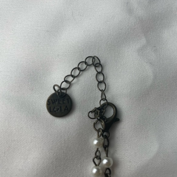 Sweet Lola pearl necklace with pendant - Picture 3 of 3